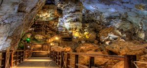 paradise cave tour - phong nha cave tour