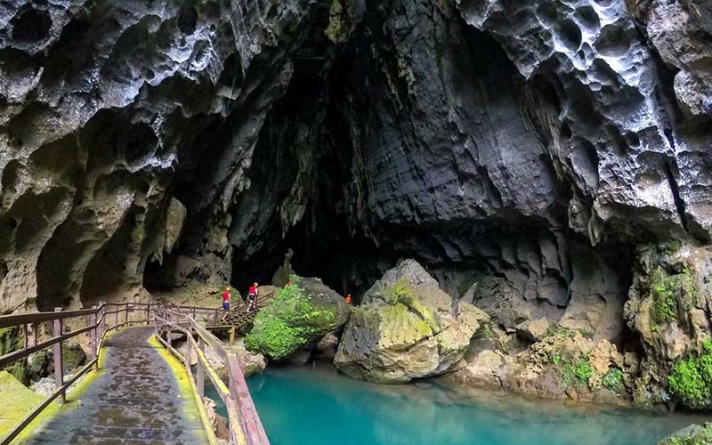 Phong Nha cave Dark Cave Tour
